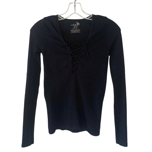 INTIMATELY FREE PEOPLE Black Lace-Up Seamless Long Sleeve Ribbed Tee Size M/L - Picture 2 of 7